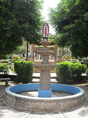 Statue of the Virgin of Guadalupe in the central park of Telpaneca