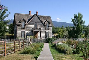 Tinsley House