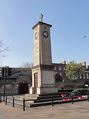 War Memorial in South Street Isleworth - panoramio