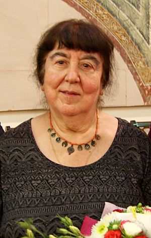 photograph of Armenian painter Zuleika Bazhbeuk-Melikyan