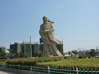 九江市陶渊明石像