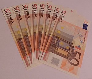 400 Euros in 50 Euro notes