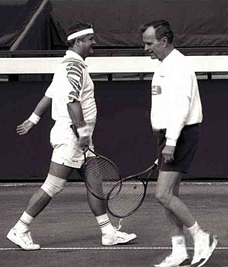 Adrian Năstase and George H. W. Bush 1995