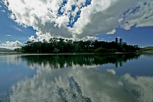 Amy St Wharf looking at Kincumber south - panoramio
