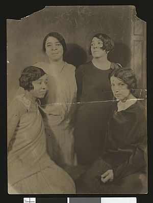 Charlotta Bass and three women, circa 1901-1910 (scl-mss064-0011~1)