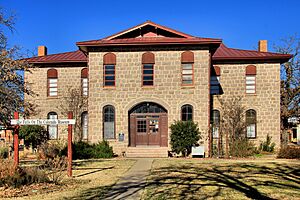 Falls on the colorado museum 2014