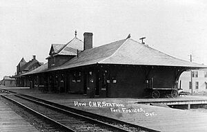 Fort Frances CN station