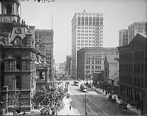 Griswold looking south from Michigan Detroit c1910