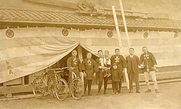 Kongo Gumi workers in early 20th century