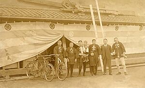 Kongo Gumi workers in early 20th century