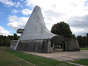 Mausolée des Évêques-de-Trois-Rivières 08