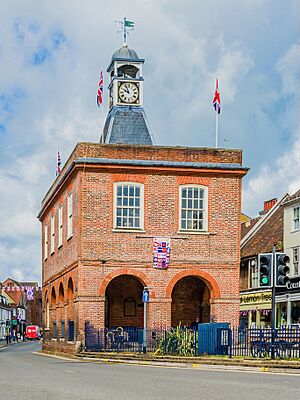 Old Town Hall, Reigate, Surrey (June 2022).jpg