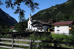 Pfarrkirche Maria Himmelfahrt in Dornauberg Ginzling.JPG