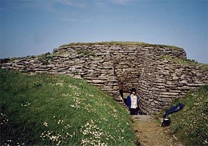 Quoyness Chambered Cairn - geograph.org.uk - 86230
