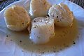 Scallops with wine sauce