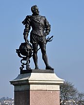 Statue of Drake, Plymouth Hoe