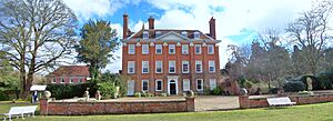Welford Park House (geograph 4363124)
