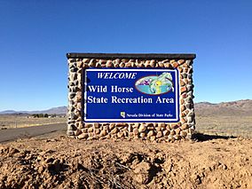 2014-09-25 08 36 52 Sign at the entrance to Wild Horse State Recreation Area on Wild Horse Reservoir, Nevada.JPG