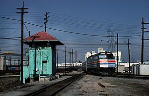 AMTK 222 SB at Redondo 11-78x4 (11363307455)