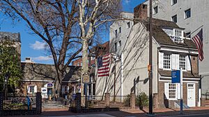 Betsy Ross House (53572939795).jpg