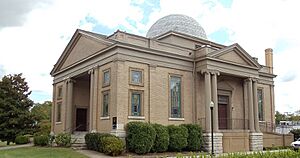 Central Christian Church 404 E Main