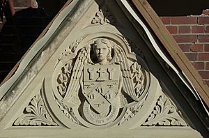 Christchurch Girls' High School, Canterbury College crest