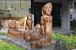 Ivan Murray A Family in Residence 02