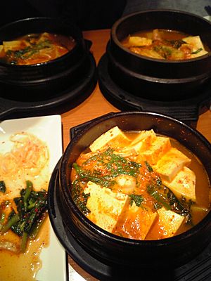 Korean.cuisine-Dubu.jjigae-01