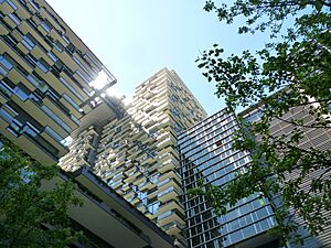One Central Park, Sydney - Eastern tower