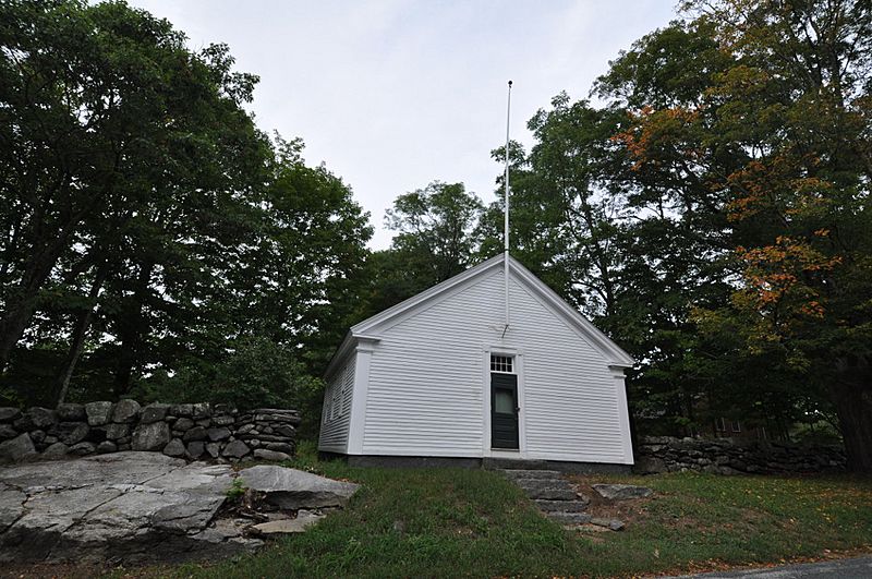 PetershamMA DistrictFourSchool