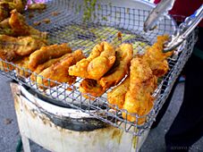 Pisang goreng in a basket