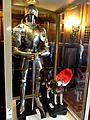 Reproduction field armor of Archduke Siegmund of Austria 1485 (reproduction 1911-19) with armor for boar hound, German style 16th century, reproduction US 1942 - Higgins Armory Museum - DSC05439