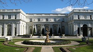 Rosecliff as seen from the front. Built by Theresa Fair Oelrichs, heiress to the Comstock Lode fortune. - panoramio