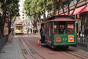 San Francisco Cable Car 13.jpg