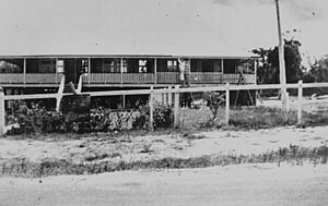 StateLibQld 1 162455 Gumdale School building, 1940