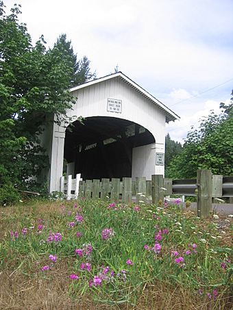 Wendling Bridge Lane County Oregon.jpg