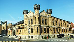 Armoury of the Fusiliers Mont-Royal.jpg