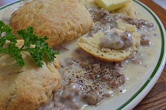 Biscuits and sausage gravy (8006401964)