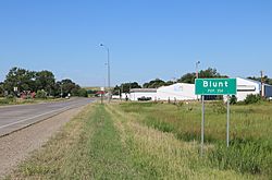 Entering Blunt from the northeast on U.S. Highway 14