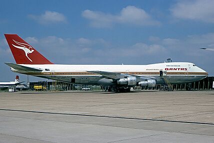 Boeing 747-238B, Qantas AN2122811