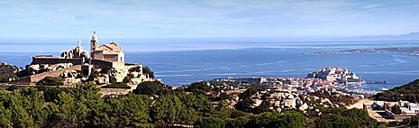 Calvi N-D de La Serra panorama