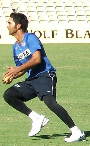Dinesh Karthik fielding