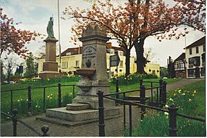 Esher, Fountain on The Green - geograph.org.uk - 106982