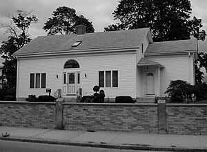 House at 108 Quarry St