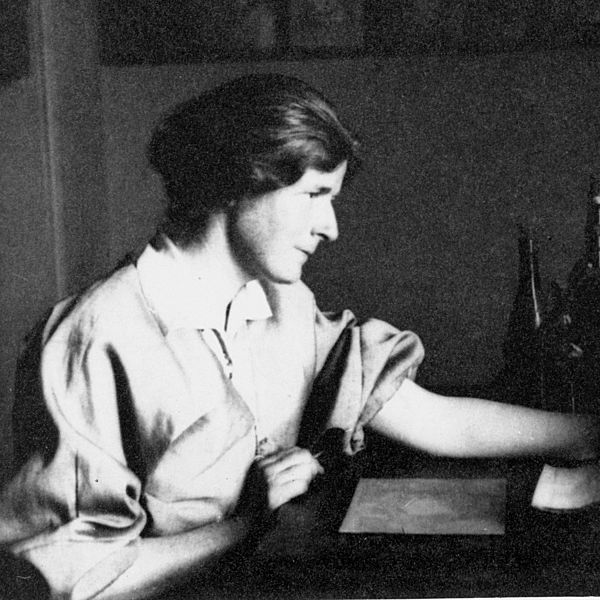 Jessie Traill (cropped to square)