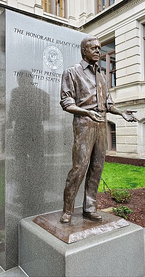 Jimmy Carter statue.jpg