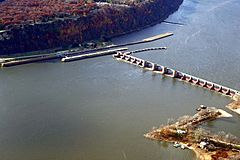 Mississippi River Lock and Dam number 11