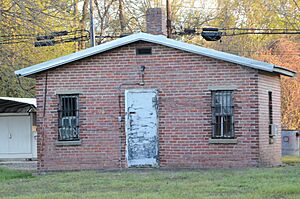 Old Gillett Jail