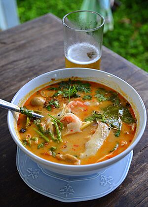 Tom yam kung maphrao on nam khon