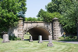 Train tunnel - Calvary Cemetery